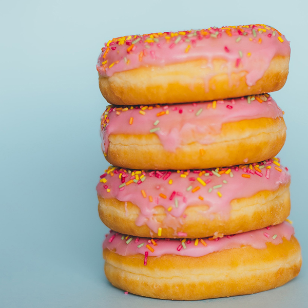 a picture of a donut